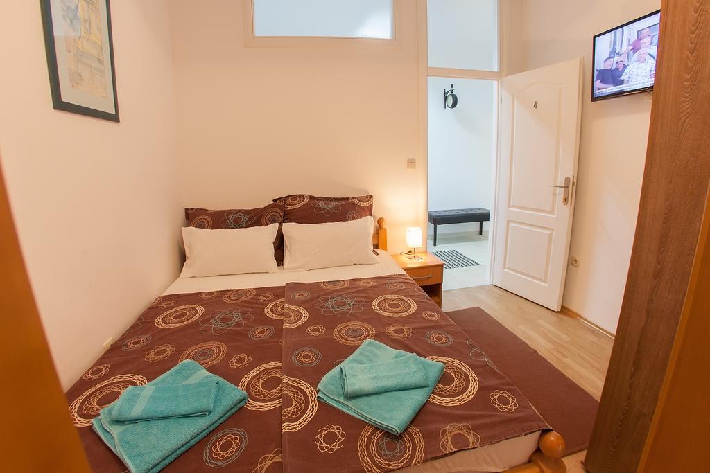מוסטר Guesthouse Hortenzija מראה חיצוני תמונה